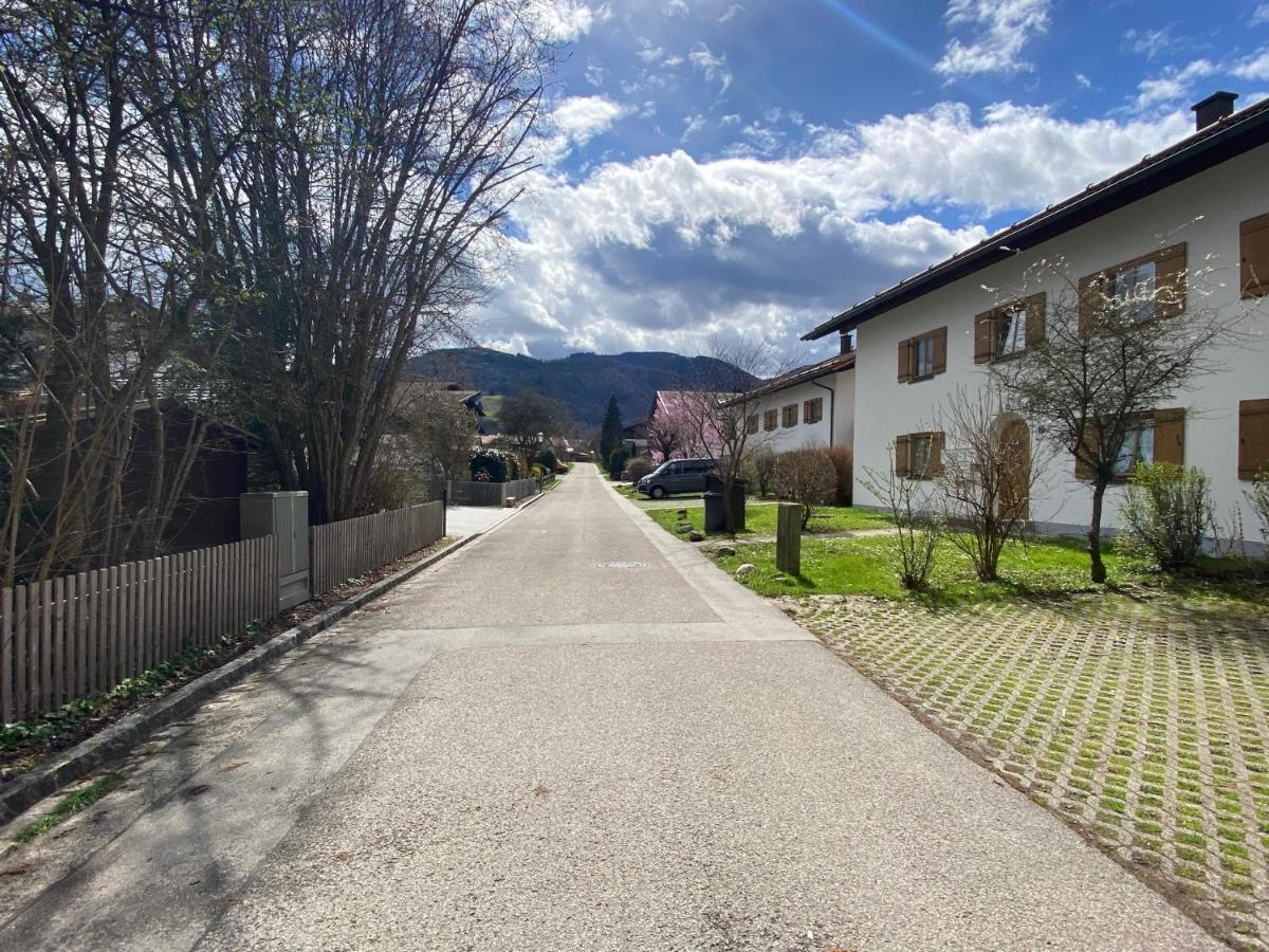 Modern Eingerichtete Mit 2 Schlafzimmern Bergen (Bavaria)