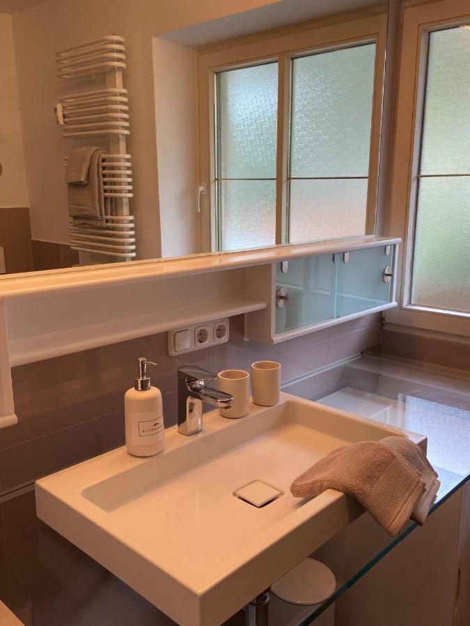 Modern Eingerichtete Mit 2 Schlafzimmern * Bergen (Bavaria)